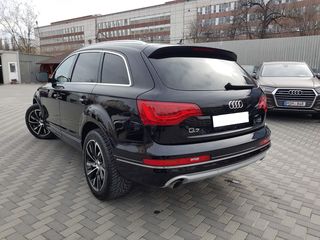 Audi Q7 foto 8