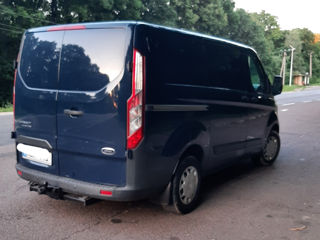 Ford Transit custom foto 2