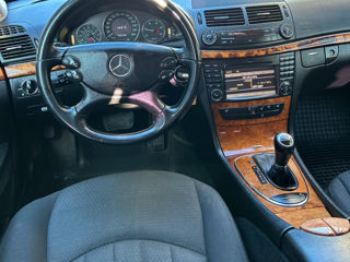 Mercedes E-Class foto 5