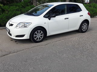 Toyota Auris foto 2