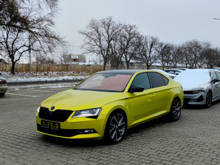 Skoda Superb foto 1