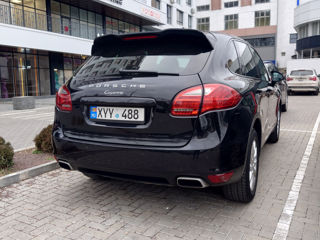 Porsche Cayenne foto 4