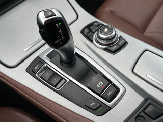 BMW 5 Series foto 15