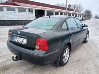 Volkswagen Passat foto 2