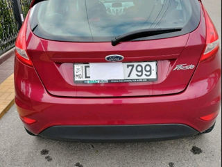 Ford Fiesta foto 4