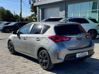 Toyota Auris foto 6