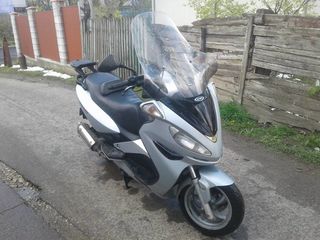 Malaguti Madison 3 250cc foto 3