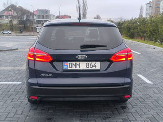 Ford Focus foto 8