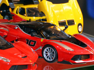 Модель Ferrarii FXX, масштаб 1/24.Новая ! Поставляю модели на заказ. foto 8