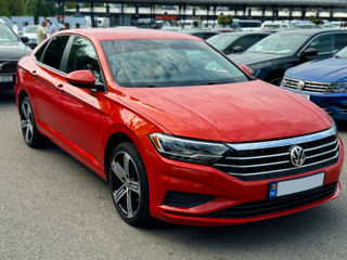 Volkswagen Jetta foto 4