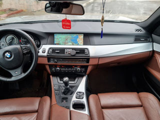 BMW 5 Series foto 4