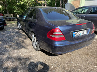 Mercedes E-Class foto 5