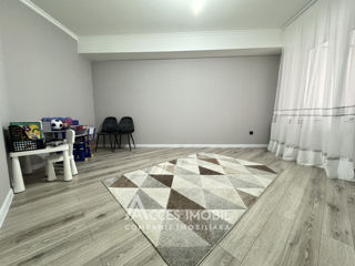 Apartament cu 3 camere, 110 m², Buiucani, Chișinău foto 11