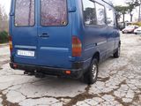 Mercedes Sprinter 210 TD. foto 4