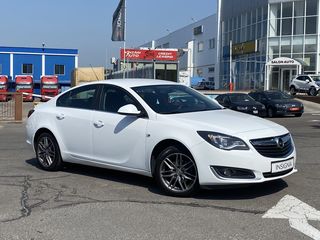 Opel Insignia foto 3