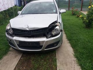 Opel Astra foto 1