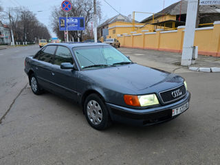 Audi 100 foto 3