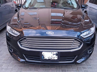 Ford Fusion foto 1