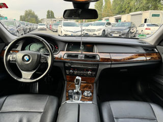 BMW 7 Series foto 9