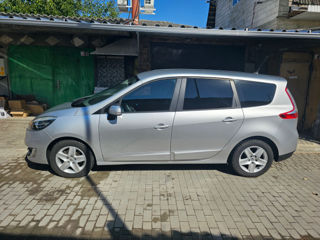 Renault Grand Scenic foto 4