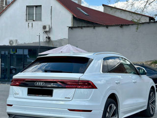 Audi Q8 foto 4