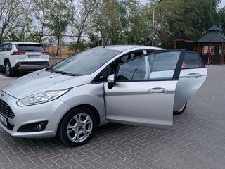 Ford Fiesta 5D foto 3