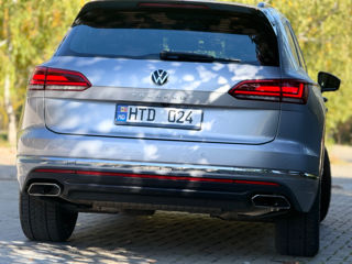 Volkswagen Touareg foto 3