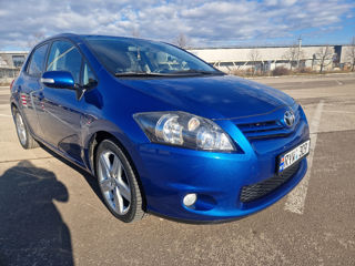 Toyota Auris foto 2