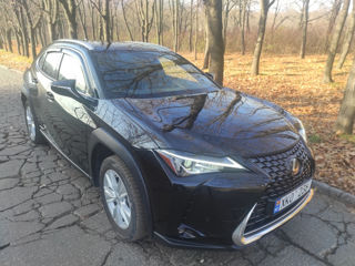 Lexus UX foto 9