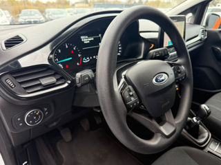 Ford Fiesta foto 18