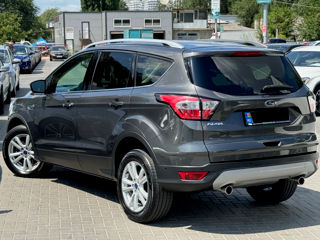 Ford Kuga foto 4