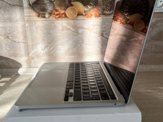 MacBook Pro 13 - 256GB/2022 foto 2