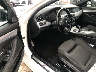 BMW 5 Series foto 7