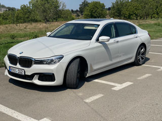 BMW 7 Series foto 2