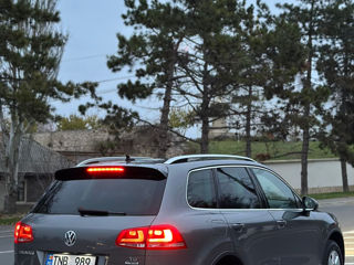 Volkswagen Touareg foto 5