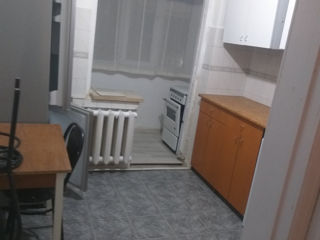 Apartament cu 2 camere, 65 m², Centru, Comrat foto 4