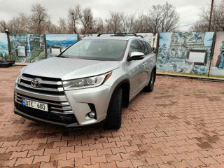 Toyota Highlander foto 2