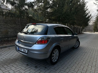 Opel Astra foto 3