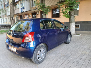 Toyota Yaris foto 4