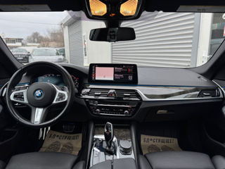 BMW 5 Series foto 11