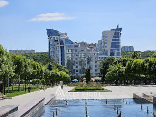 Coliseum Palace! Spațiu Comercial 175m2! Rîșcani, str. Nicolae Dimo! Euroreparație! foto 12