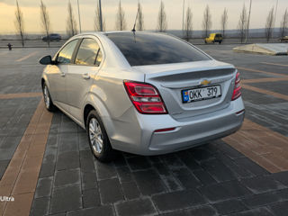 Chevrolet Aveo foto 4