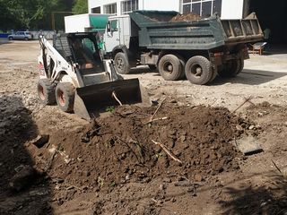 Servicii bobcat kamaz, buldoexcavator demolare  si evacuare excavator,вывоз стороительного мусора foto 3