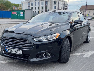 Ford Fusion foto 6