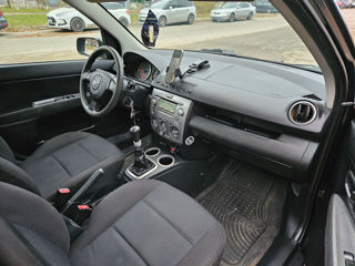 Mazda 2 foto 7