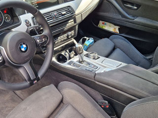 BMW 5 Series foto 7