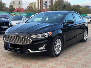 Ford Fusion foto 1