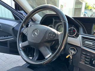 Mercedes E-Class фото 10