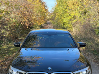 BMW 5 Series foto 4