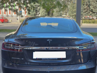 Tesla Model S foto 7